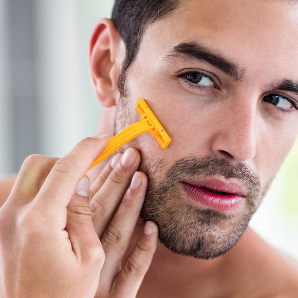 Shaving with Matte For Men Antioxidant Shave Gel